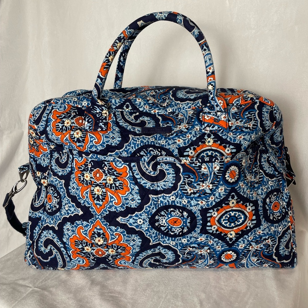 Vera Bradley Weekender Travel Bag - Navy, Orange, White Paisley! Like NEW!